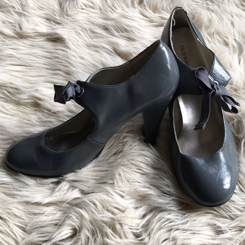 Old Navy High Heels slate gray 7